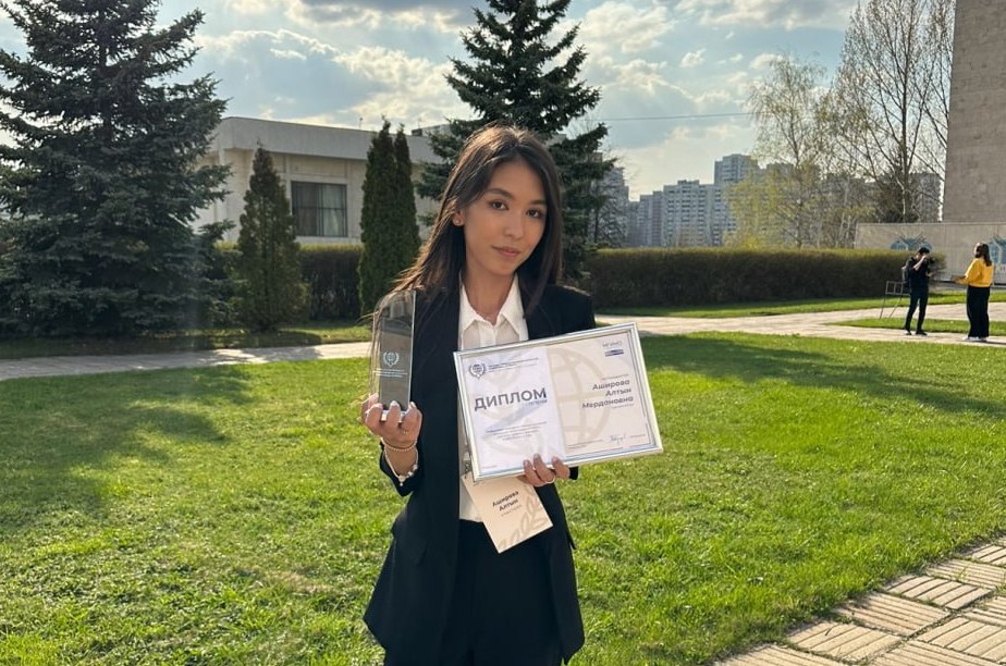 INTERVIEW WITH ALTYN ASHIROVA, THE WINNER OF THE OLYMPIAD (TURKMENISTAN)
